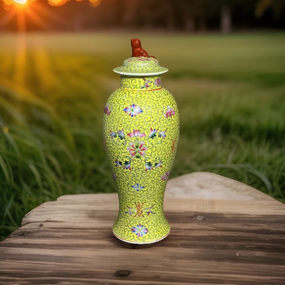 Chinese Famille Jaune Porcelain Ginger Jar Foo Dog Finial Yellow Floral 10 inch